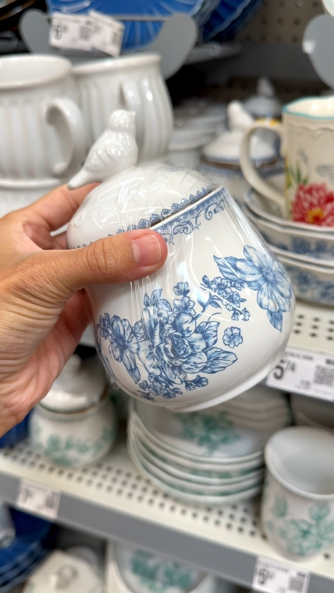 Walmart home finds 
Walmart lamp 
Pioneer woman 
