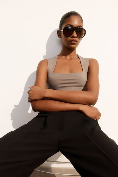 Square-neck Jersey Top - Square Neckline - Sleeveless - Dark beige - Ladies | H&M US | H&M (US + CA)