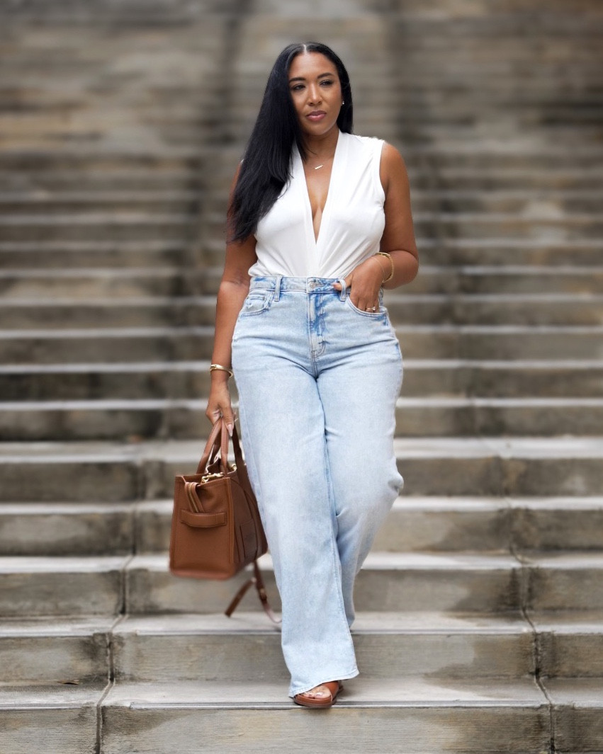 Dreamy Drape Jeans
High-waisted, with a wide leg and slouchy long inseam. Wear your true size for a borrowed-from-the-boys vibe.
Size down for a more fitted look.
I sized down to a 6. I’m normally an 8 in AE Jeans. Wearing the short lenght  

#LTKOver40 #LTKStyleTip #LTKMidsize