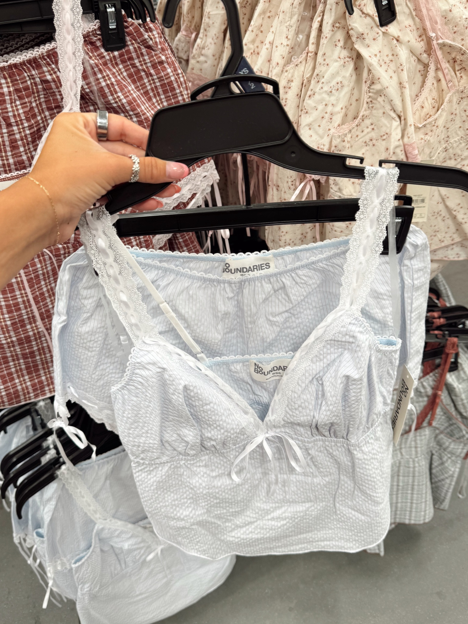 found the cutest lounge set at Walmart today 

#LTKSeasonal #LTKSaleAlert #LTKFindsUnder50