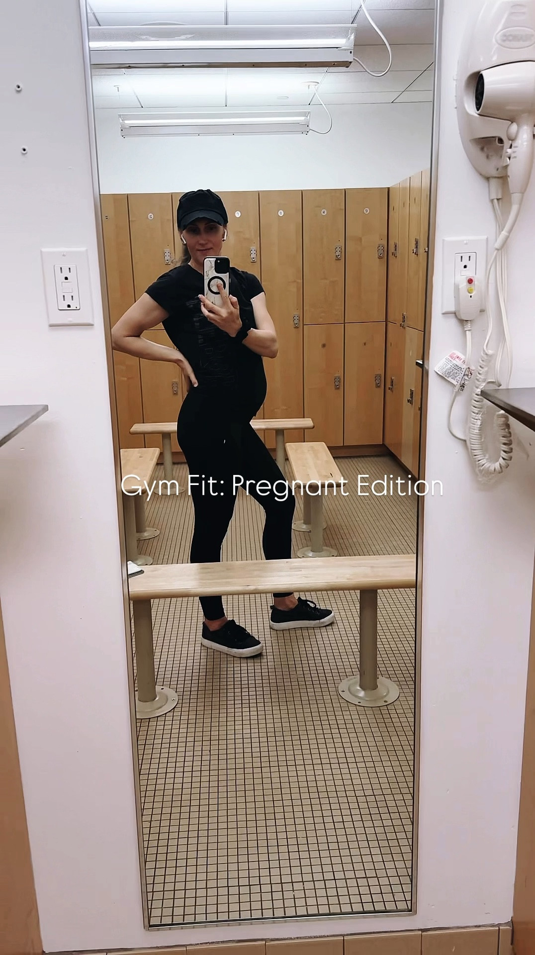 Roomy top. Comfy leggings. Hat doing damage control.
5 months in, still showing up. 💪🏼

#LTKFindsUnder50 #LTKSaleAlert #LTKBump