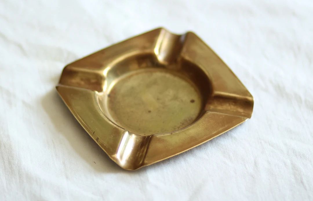Vintage Brass Ash Tray. Small Size. Minimalist. Gold Tone. Patinated. Trinket Dish. Soap Bowl. Ca... | Etsy (US)