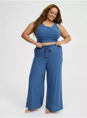 Super Soft Plush Waffle Wide-Leg Lounge Pant | Torrid (US & Canada)