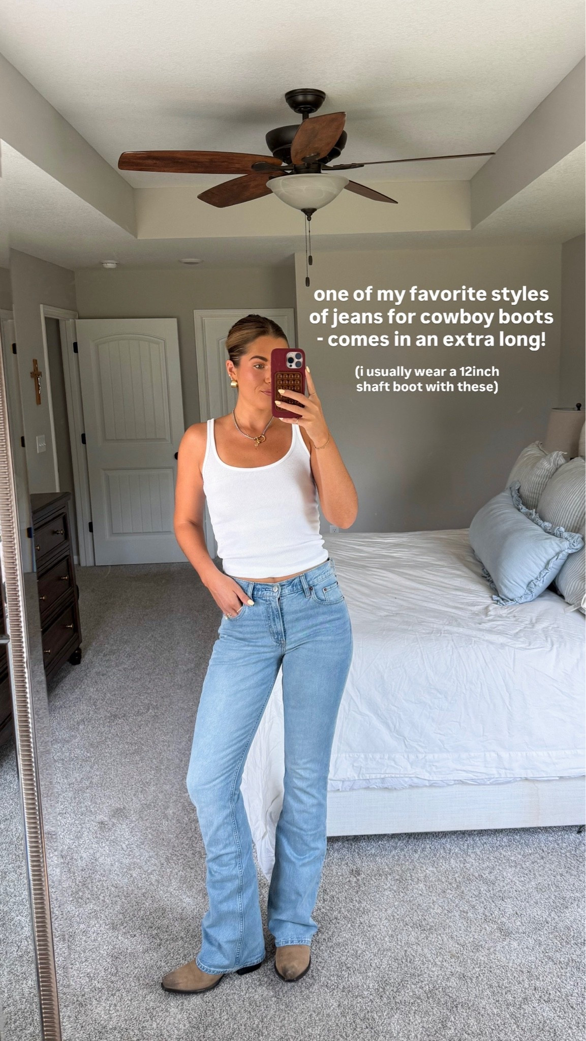 25-50% off jeans + use code DENIMAF for extra $$ off! 5’10 in a size 26/extra long

#LTKSaleAlert #LTKTall #LTKootd