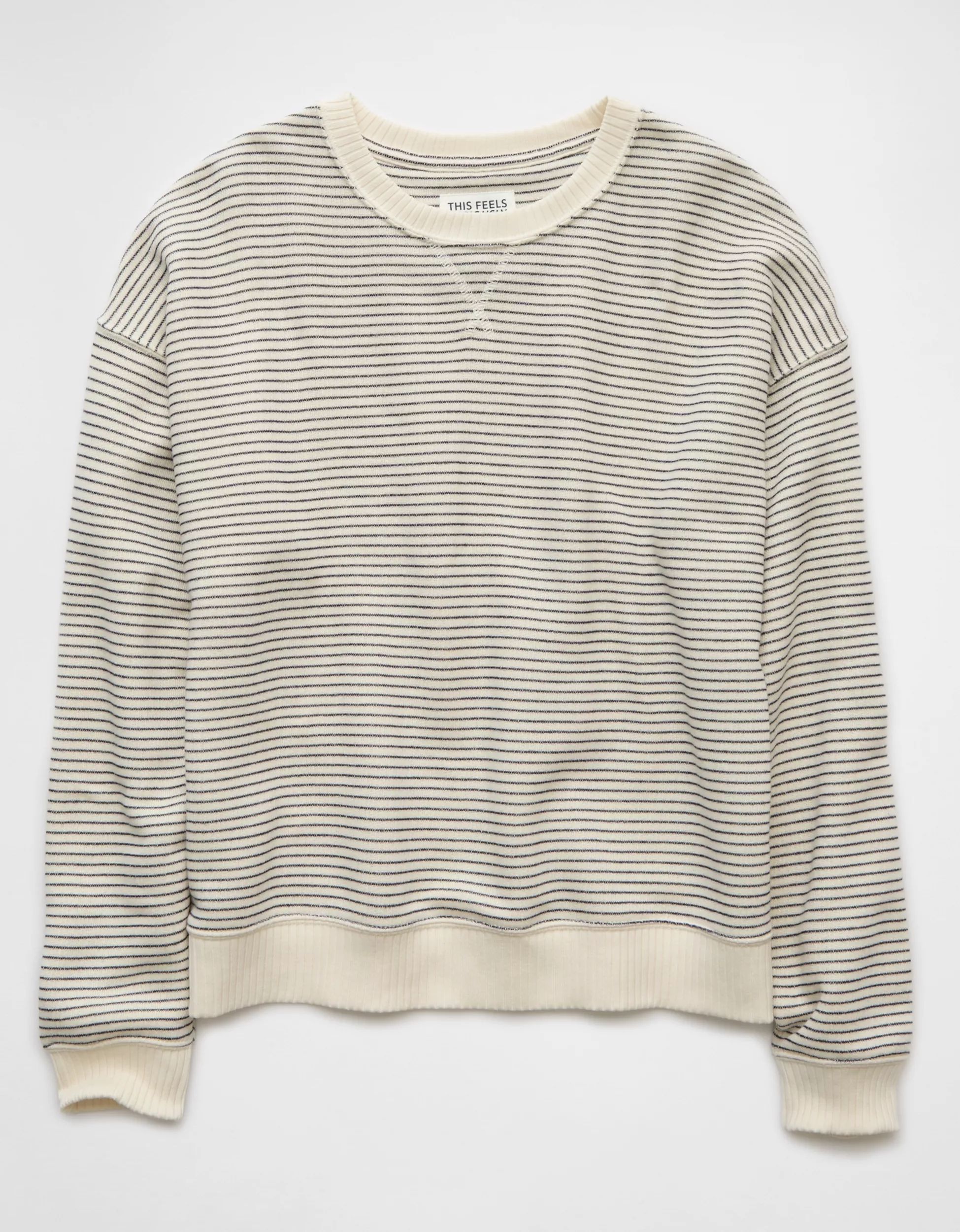 AE Relaxed Crew Neck Sweatshirt | American Eagle Outfitters (US & CA)