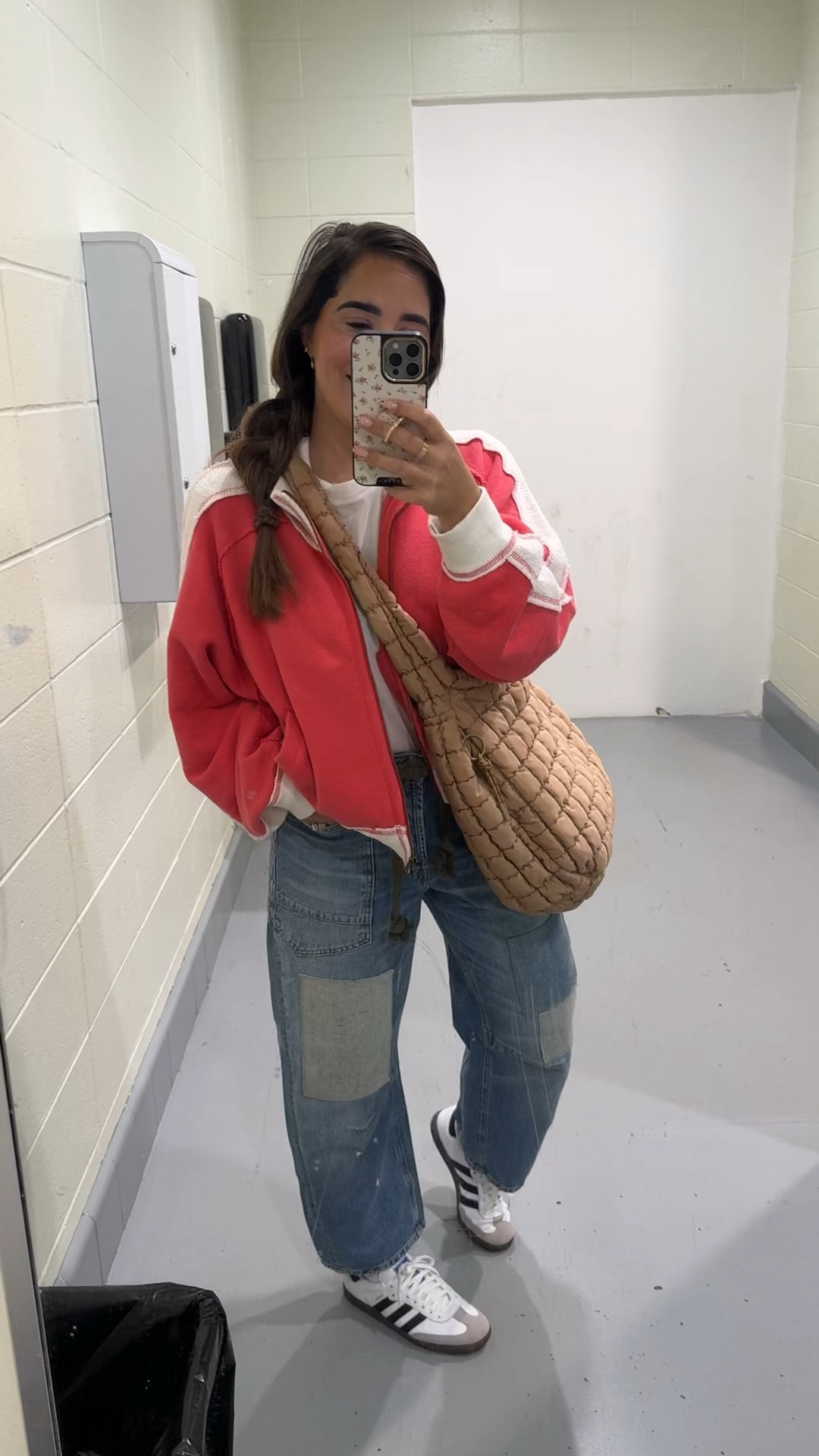 Soccer ootd, size down in pants. Wearing a small in zip up and my bag is actually a TJMAXX find but linked similar ones 🫶🏼⚽️

#LTKFindsUnder50 #LTKFindsUnder100 #LTKVideo