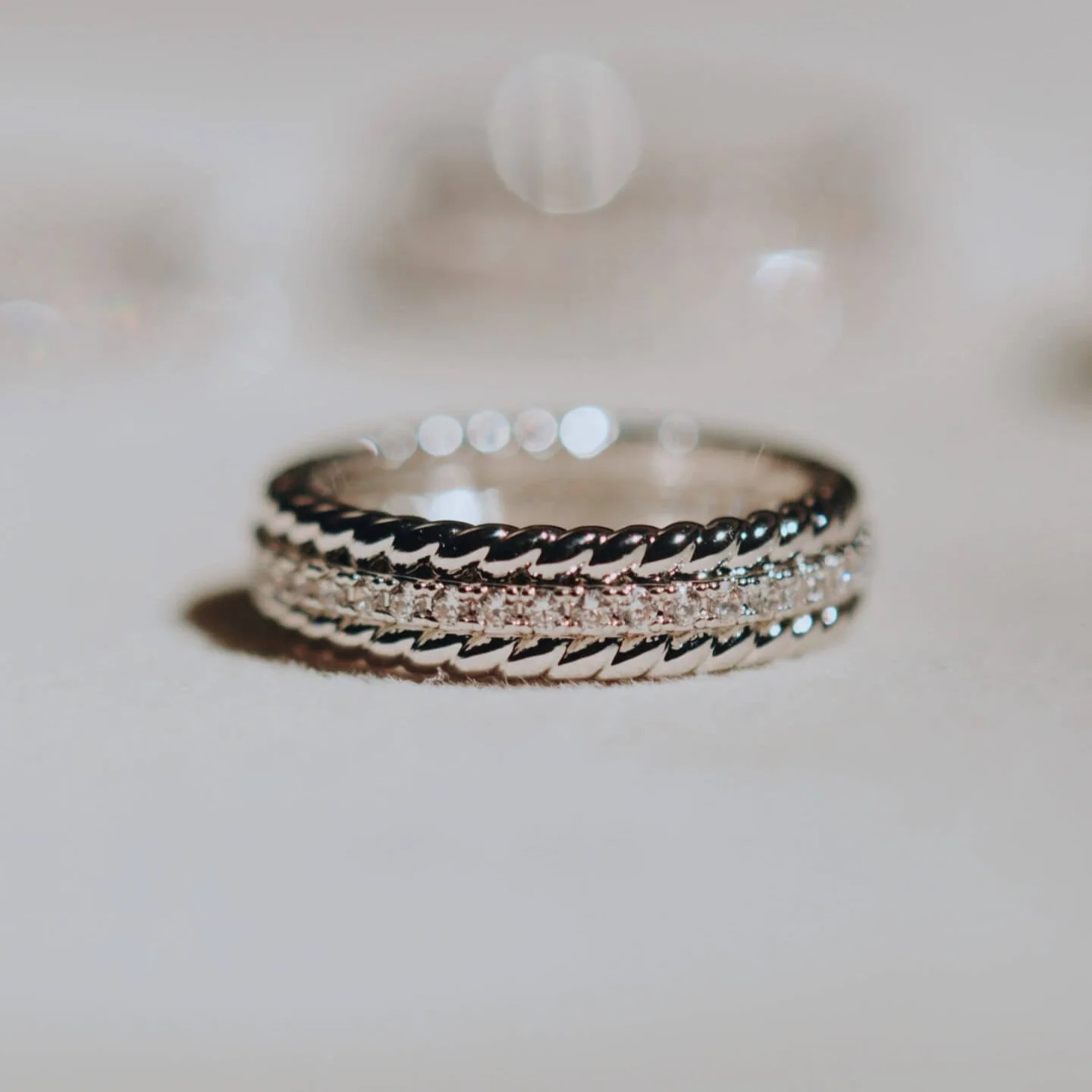 'Siena' Rope Ring (Sample Sale) | IceLink
