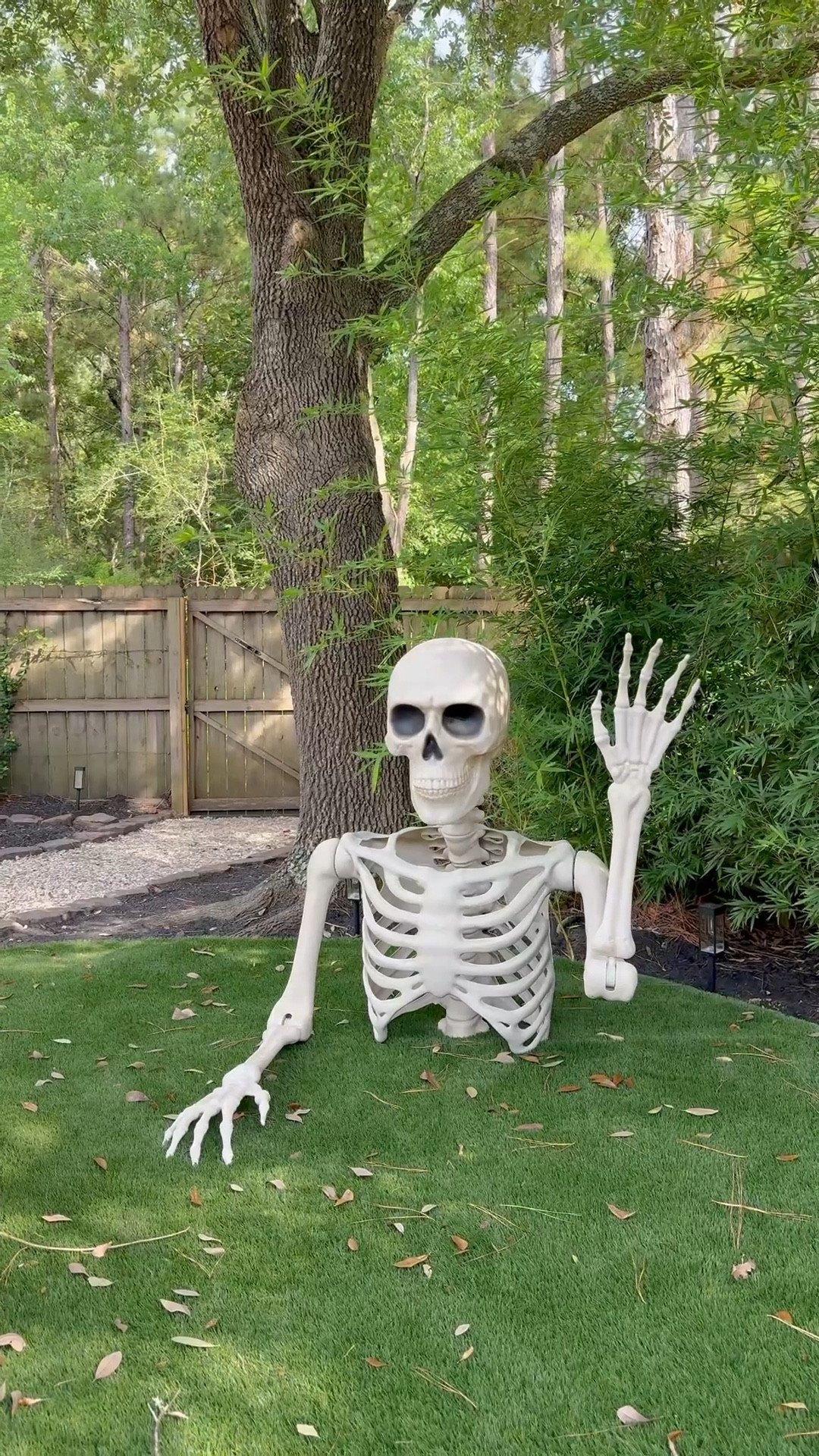 Viral Halloween Decor Walmart $125 Groundbreaking Skeleton
