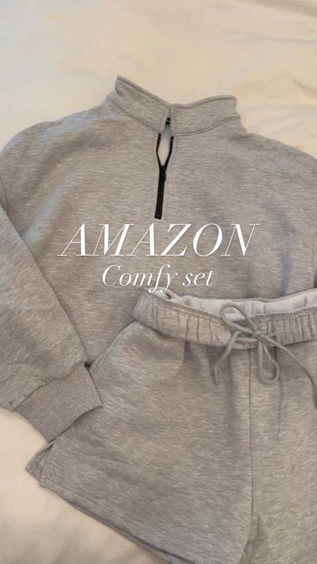 The comfiest set from Amazon! Comes in 15 colors! Sized up to a M for bump! Otherwise TTS!


Comfy set 
Jogger set
Travel outfit 
Amazon outfit 
Amazon fashion 
Fall outfit 
Fall fashion 
Comfy outfit 

#LTKstyletip #LTKtravel #LTKunder50