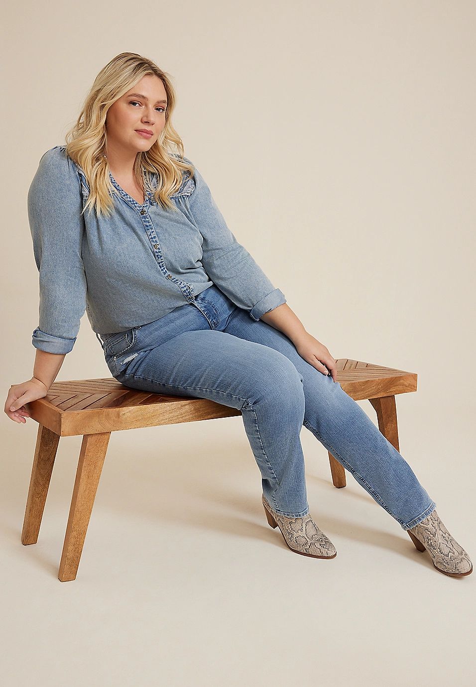 Plus Size m jeans by maurices™ Classic Mid Rise Straight Jean | Maurices