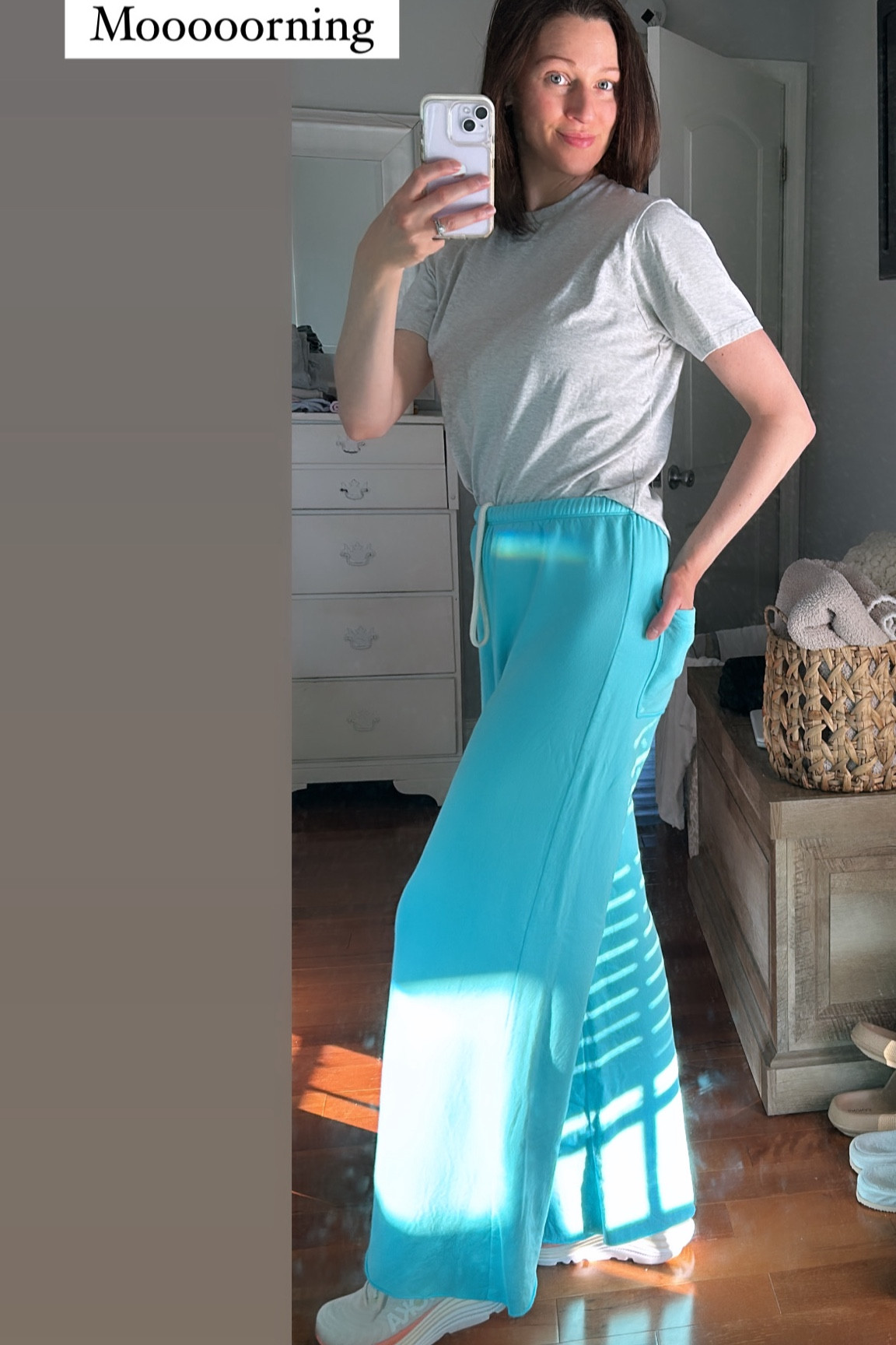 Another day another mom leisure look. These fleece pants define comfy. When the A C is running I need cozy clothes on and these are the coziest - AND on Major Sale! Like under $20! 🏃🏻‍♀️‍➡️

#momleisure #momfit #loungewear #sale

#LTKFindsUnder50 #LTKSaleAlert #LTKActive