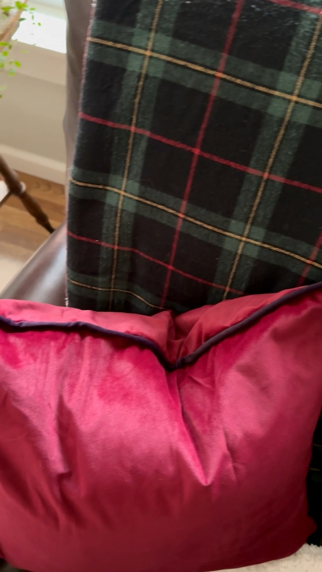 Turtle and velvet -you can’t go wrong! 

#LTKHoliday #LTKSeasonal #LTKHome