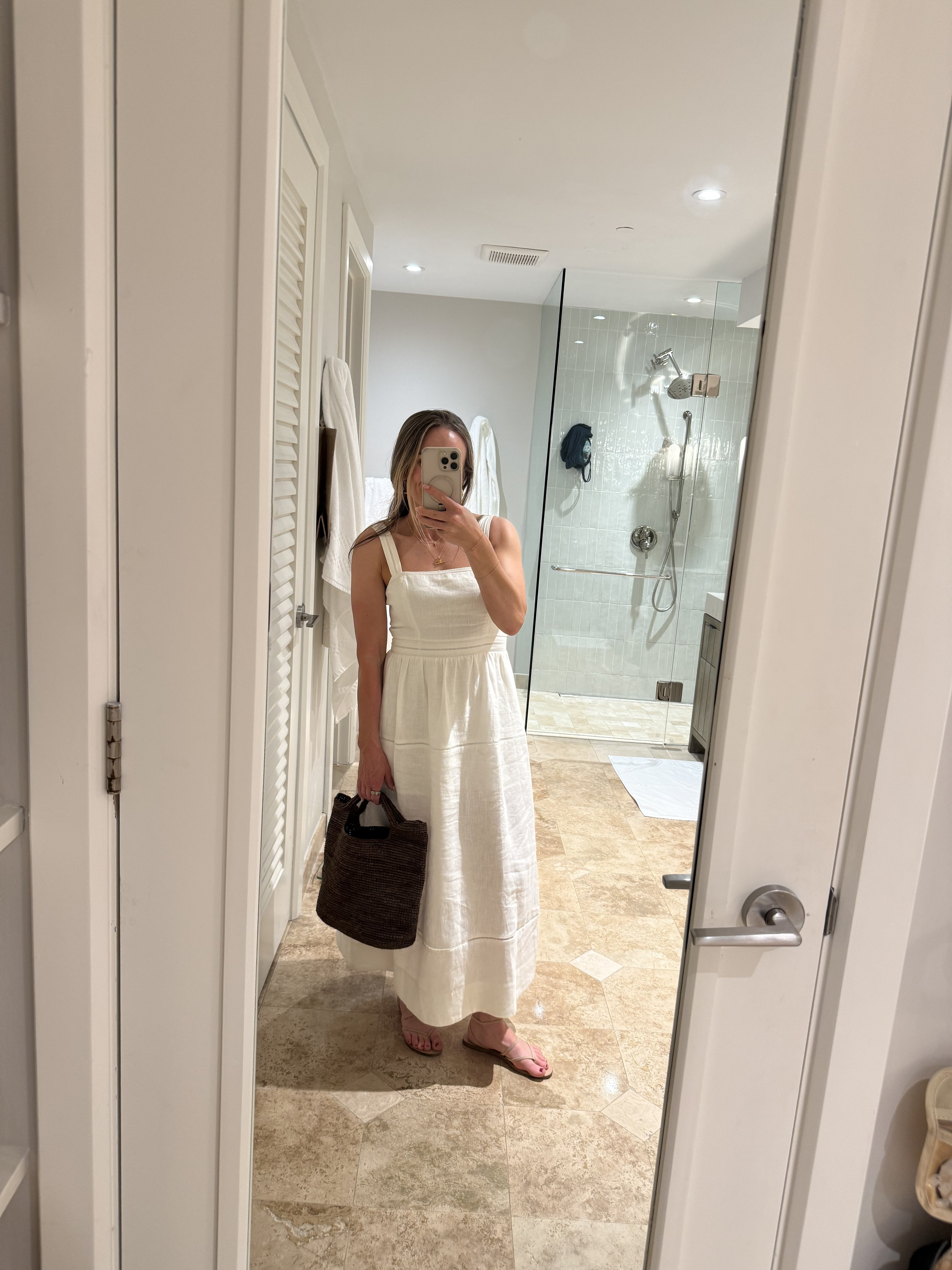 The perfect daytime dress on vacation. I’m wearing this to brunch and wore last year as well since it’s so timeless! ￼

#LTKTravel #LTKootd