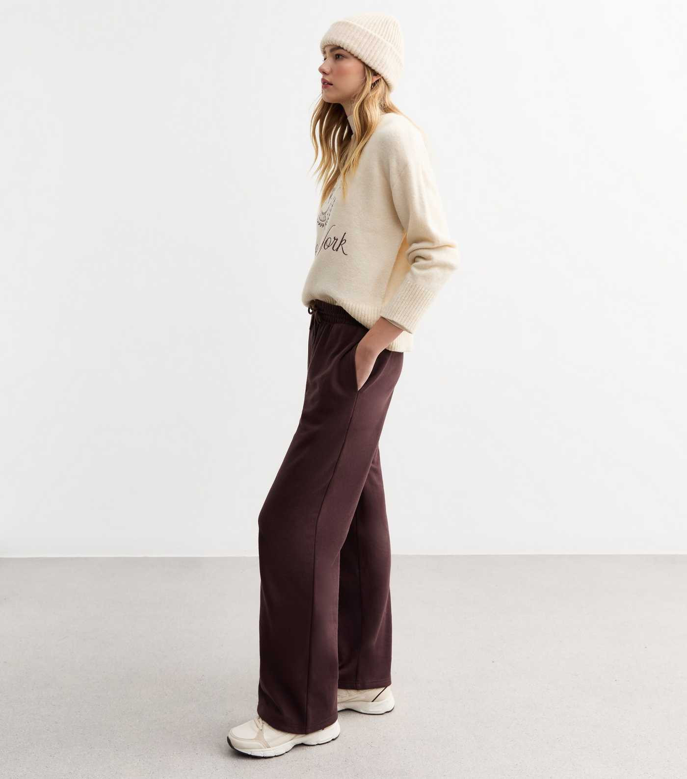 Brown Drawstring Wide Leg Joggers
						
						Add to Saved Items
						Remove from Saved Items | New Look (UK)