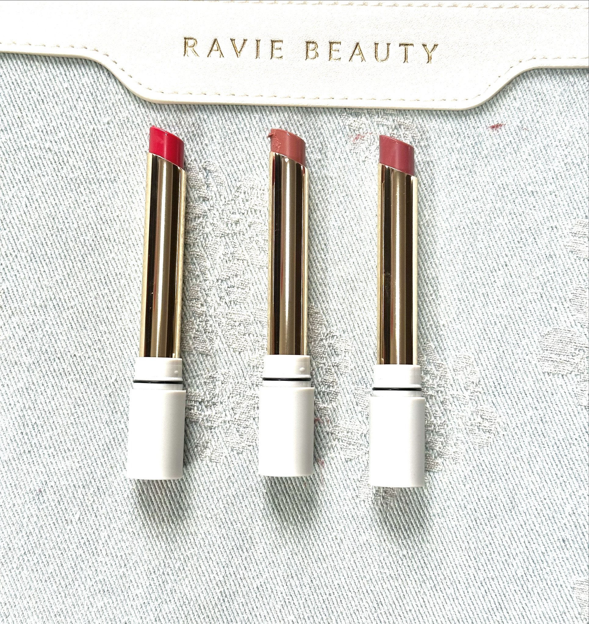 I've been loving these new Ravie Beauty lip products - can wear sheer or layer for more color.

All of these colors are perfect for autumns - and I like Tulip for springs as well!

From left to right:
- Tulip 🌷🍂
- Lilly. 🍂
- Dahlia 🍂

Gifted by @raviebeauty
#ad #hocautumn #hocspring #trueautumn

#LTKfindsunder100 #LTKbeauty