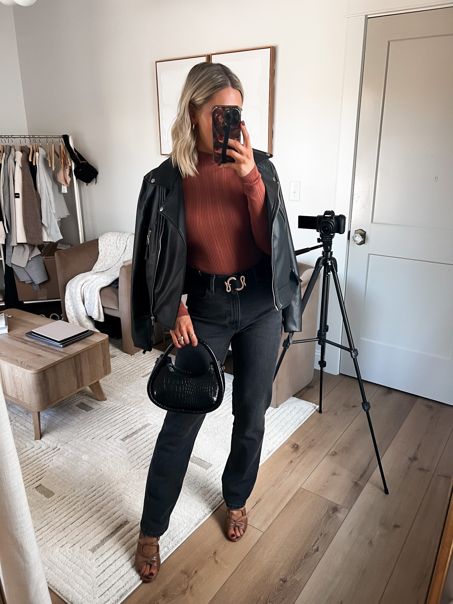 A&F LOOK 3: My fav style jeans everrrrr! Paired with this super soft bodysuit & leather jacket 👌🏻 (wearing size 25 curve love reg for jeans | xs bodysuit | small jacket) 

#LTKfindsunder100 #LTKGiftGuide #LTKstyletip