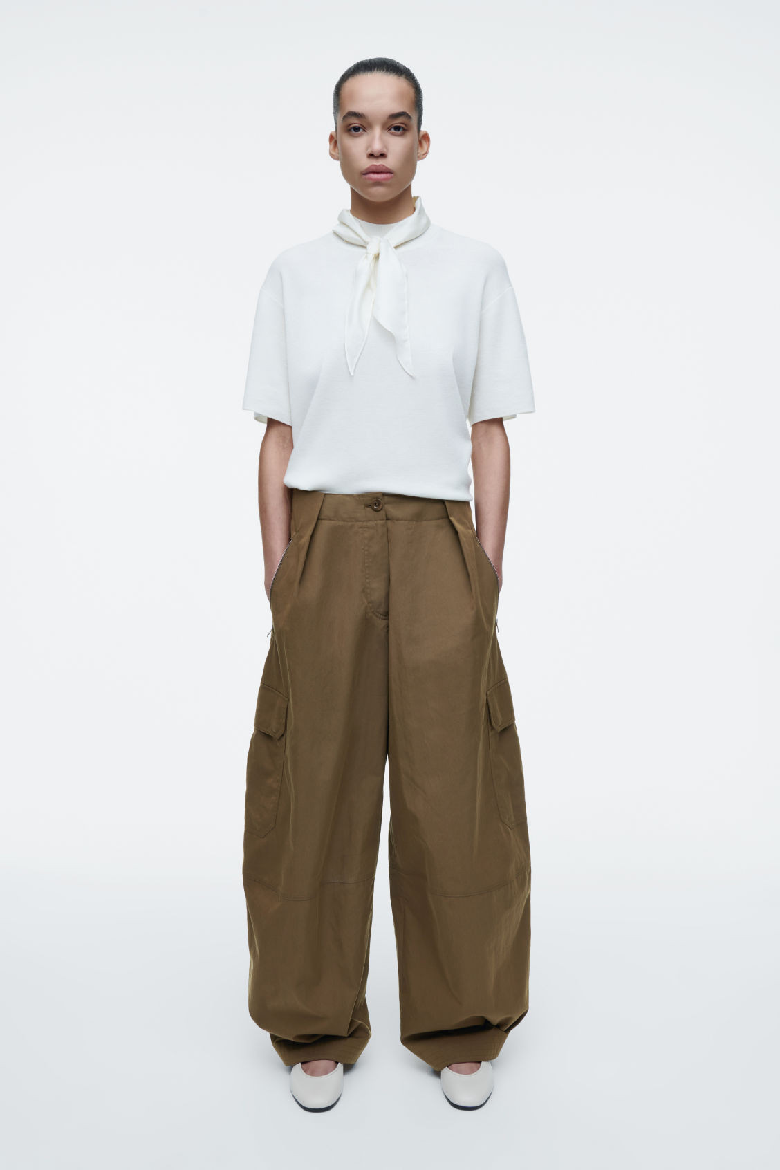 UTILITY BARREL-LEG TROUSERS | COS (EU)