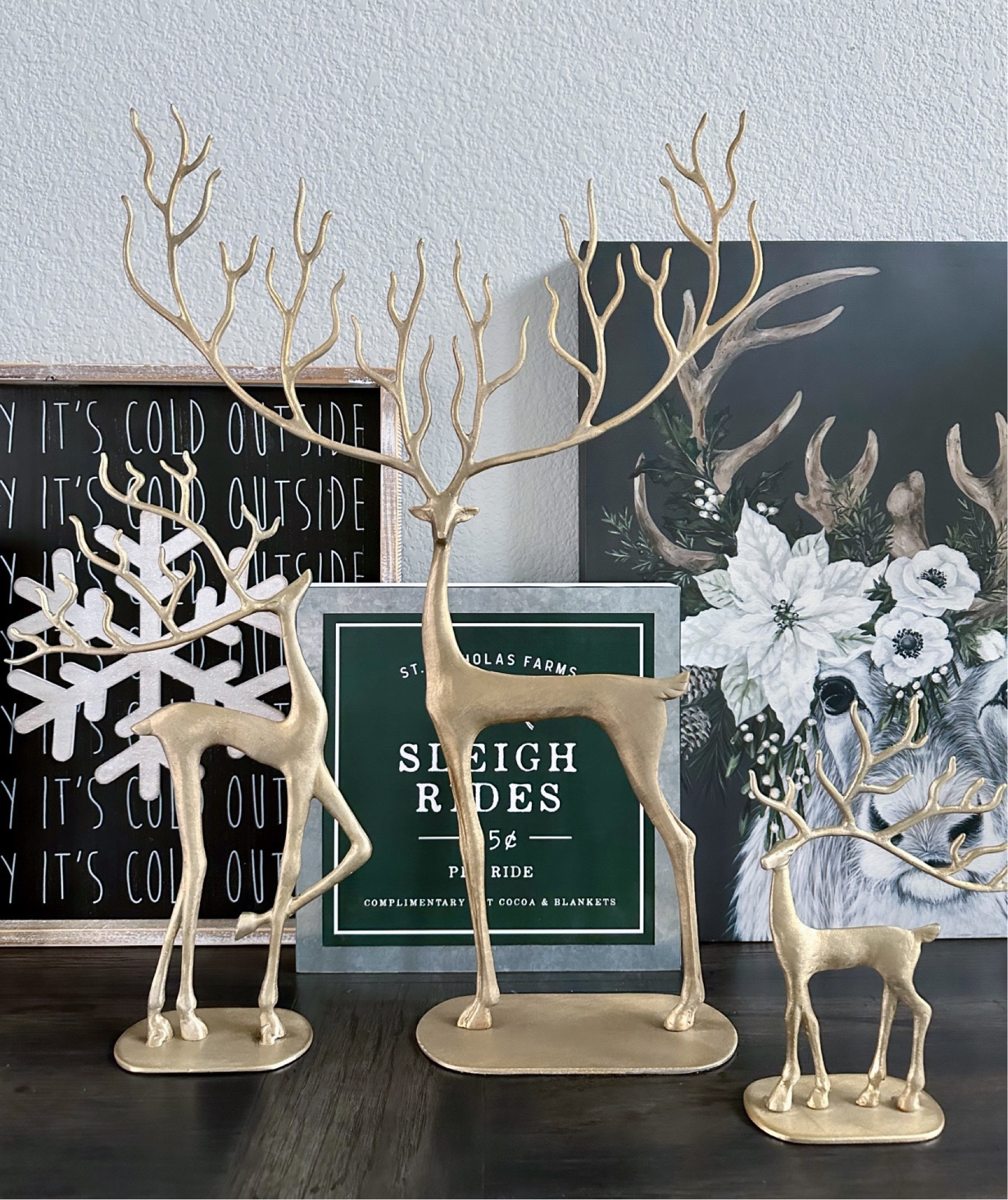 The reindeer of all reindeer! The decorating continues in our new home, now if I can only convince the hubby to bring out the trees 🤣 fingers crossed it’ll be this weekend! Also, Happy New Year/Saal Mubarak to all my friends who celebrate! Wishing you a beautiful, healthy and prosperous year ahead!

#potterybarn #reindeer #christmas #christmasdecor #decor #homedecor #home #tistheseason #design #inspo #inspohome #homegoods #kirklands #homegoodsfinds #interiordesign #christmasseason #saalmubarak #happynewyear #diwali #diwali2023

#LTKHoliday #LTKhome #LTKSeasonal