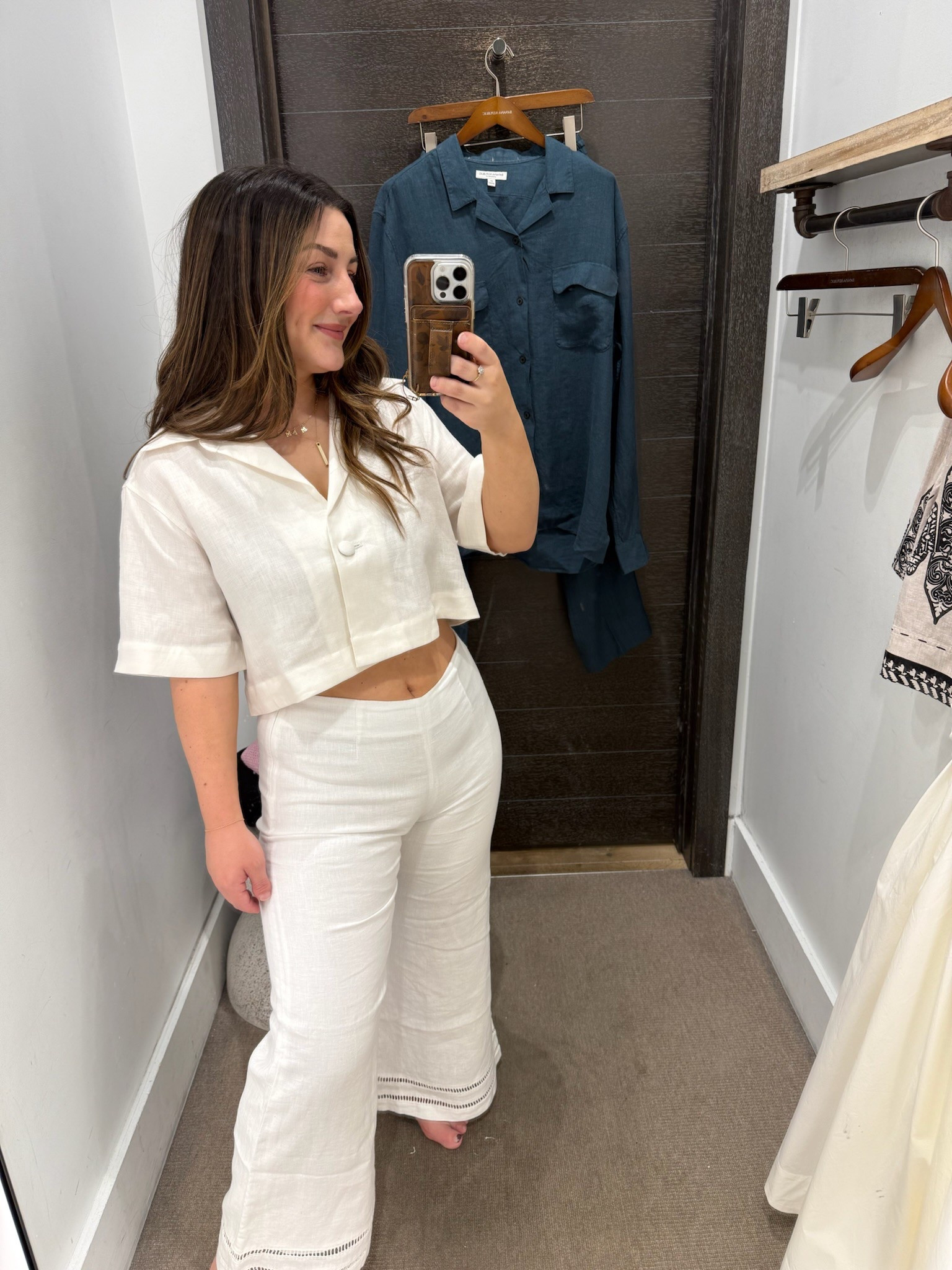 Banana Republic try-on! 

Linen top size xs
Nursing friendly! 🙌🏼

Linen ankle pants 
(I'm a size 6 in Banana Republic - 5'0" 140lbs) and these are a 4 regular length (but too tight!) they also come in petite if you want them to be cropped!

Petite friendly fashion 

#LTKPetite #LTKSeasonal #LTKStyleTip