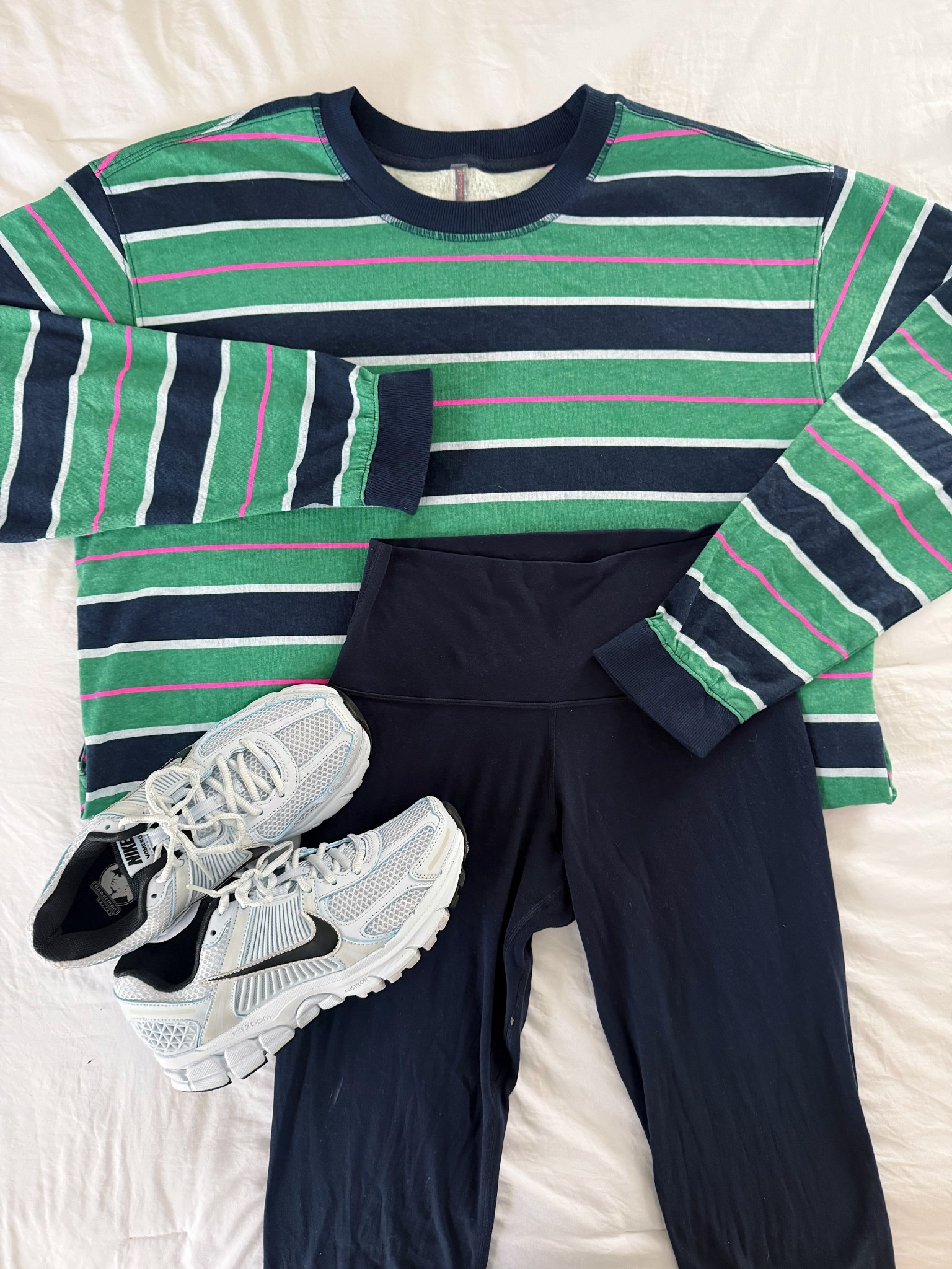 Pilates fit 🩷🌲❄️🫐

#LTKActive #LTKootd