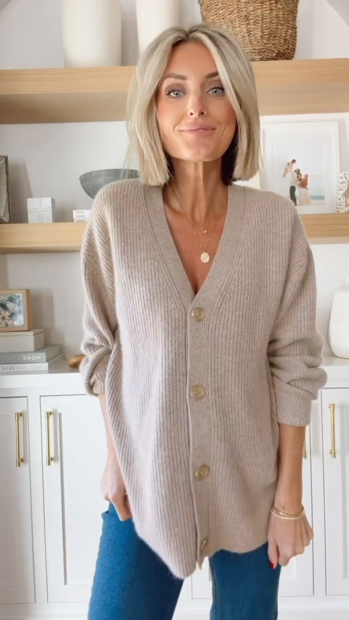 A cardigan that I’ve styled in several different seasons! I love the oversized fit, so I was even able to wear it while pregnant! I’ve styled it with white jeans in the spring! Wearing XS!

Loverly Grey, Quince, closet staples, capsule wardrobe, neutral cardigan 

#LTKSeasonal