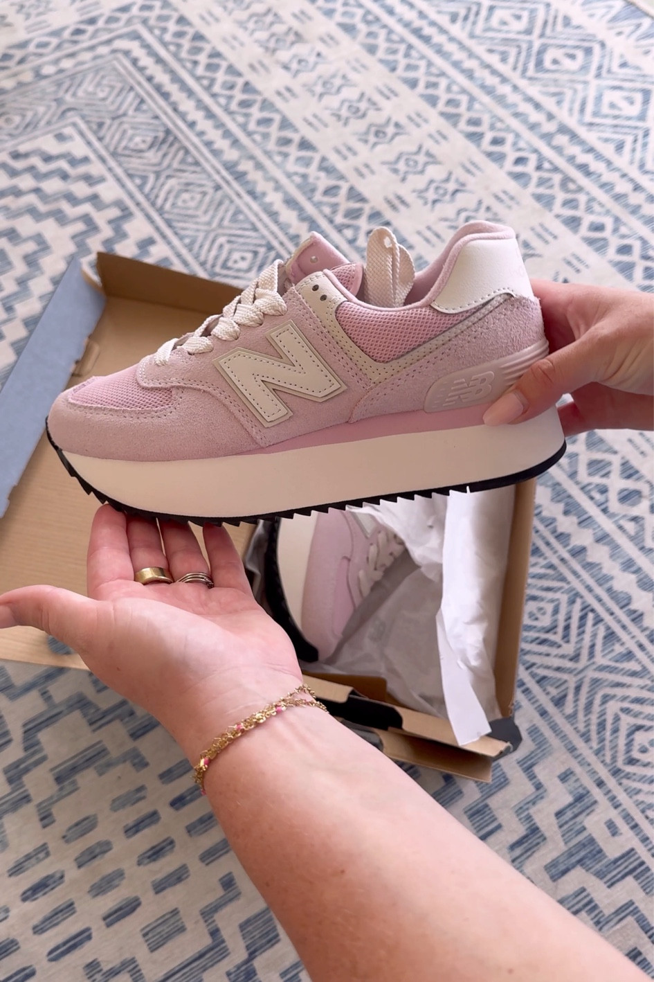 Pink new a balances, fall sneakers, cute sneakers // fall tennis shoes 