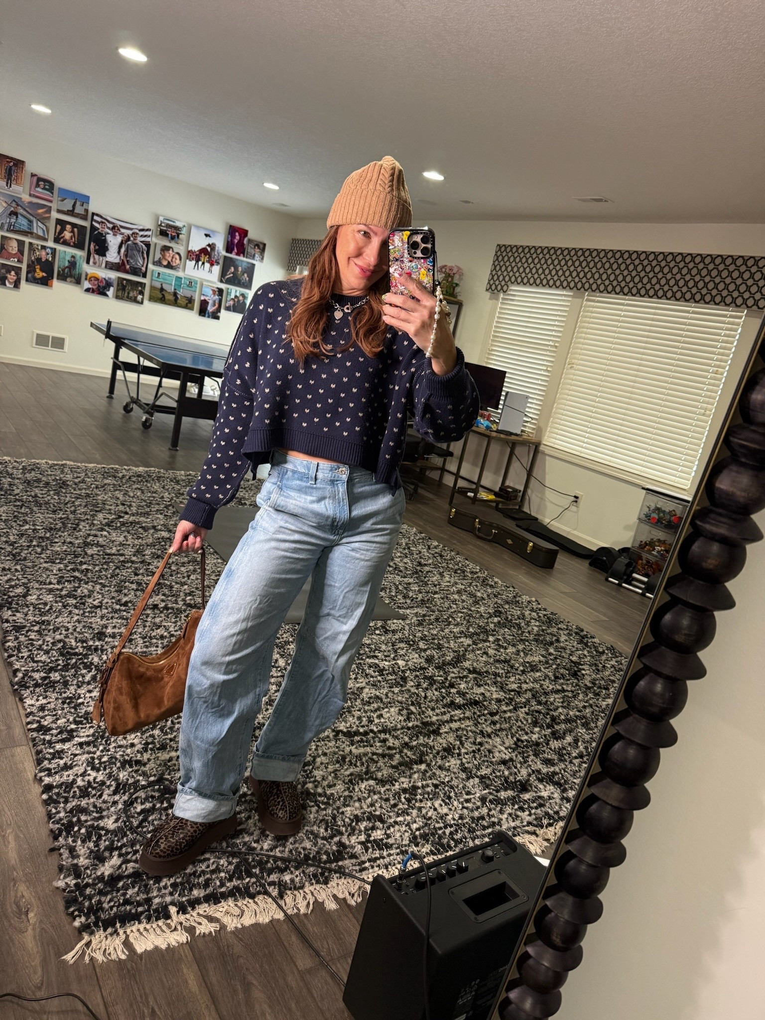 OOTD
Free people Sweater and jeans- size small and 25
Ugg shoes- 7.5
Carhartt hat
Prada bag