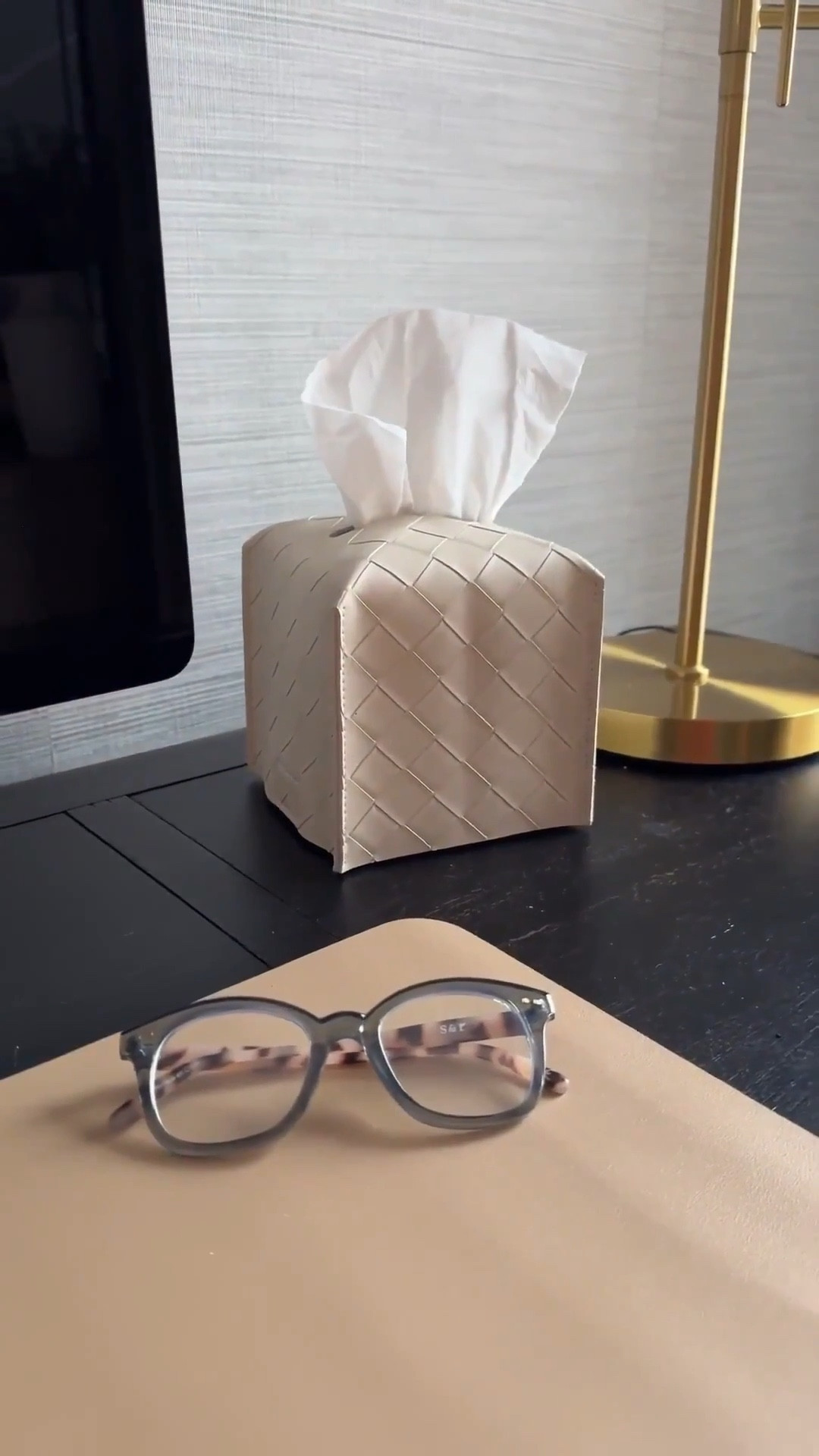 These tissue box covers from Amazon are such a great deal and make a big impact on the overall aesthetic of your home! 



#LTKSeasonal #LTKHome