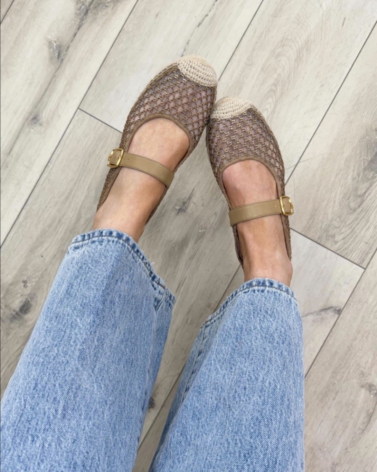 Wearing on repeat!


#LTKFestival #LTKdayinmylife #LTKSeasonal