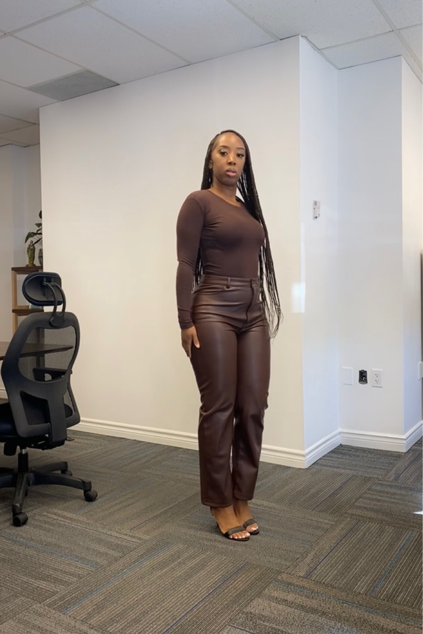 Pants are in a size 8. The exact top in picture is from Zara reference code 4174/828. 

#LTKsalealert #LTKworkwear #LTKstyletip