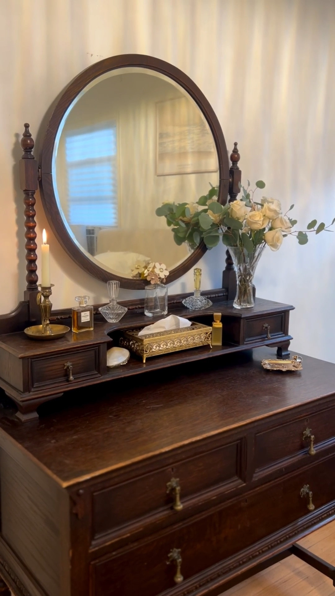 Setting up the antique vanity of my dreams! Most of these items were thrifted but you’d be surprised what vintage inspired items online too 🤍

#LTKHome #LTKgrwm