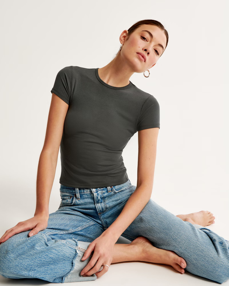 Sandwash Rib Tuckable Baby Tee | Abercrombie & Fitch (US)