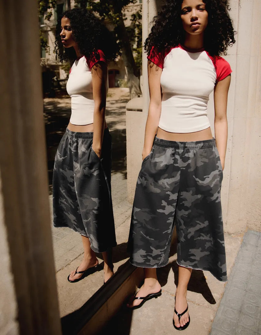Long plush Bermuda shorts with print | Bershka RewardStyle US