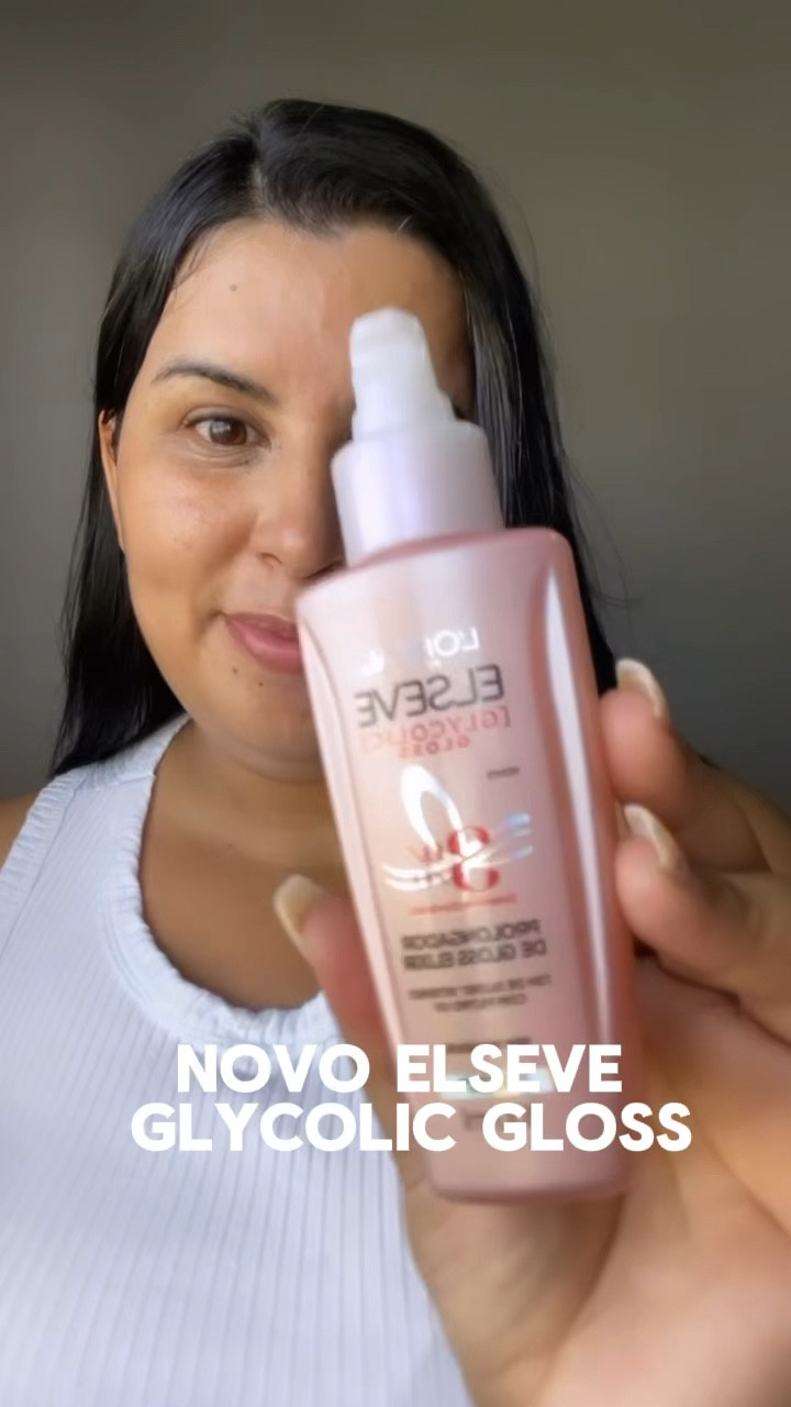 
Experimentei o novo Elseve Glycolic gloss 

Minhas primeiras considerações:

Textura leve , como já diz é um serum e não um óleo como o extraordinário que já amamos. Sua textura leve é ideal para quem deseja trazer maciez e brilho aos fios sem pesar . Possui proteção solar e o
Perfume é incrível !

#ltkbrazil
#teorianapratica2ltk







Experimentei o novo serum Elseve Glycolic gloss. 
Minhas primeiras considerações: 
Como já diz , é um serum e não um óleo . Sua textura é mais leve, ideal para cabelos finos e para quem deseja trazer brilho aos fios sem pesar. Ele tem proteção solar e um perfume incrível !



#ltkbrazil
#teorianapraticaltk