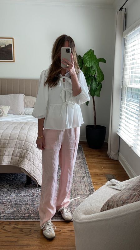 Bow top and pink linen pants 