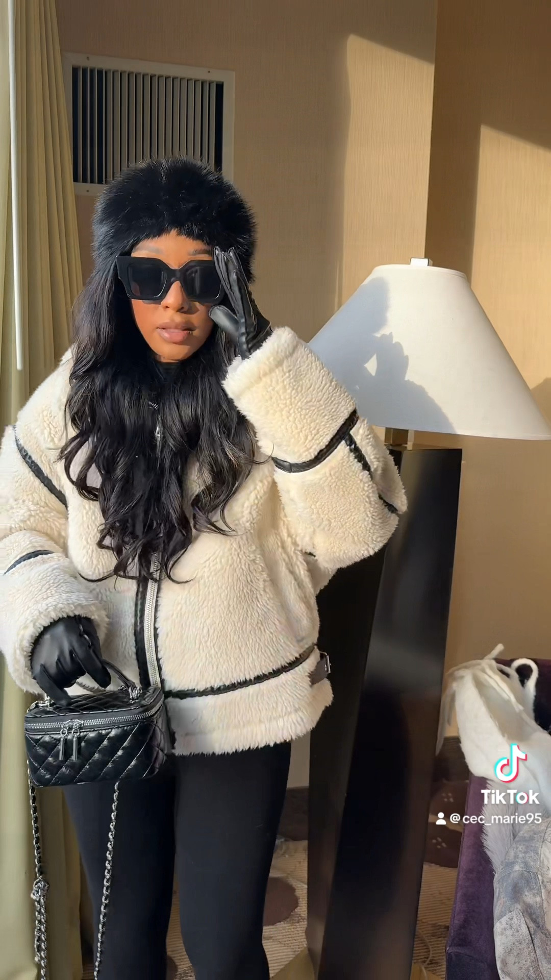 chicago ootd 🖤

#LTKSeasonal #LTKstyletip #LTKVideo