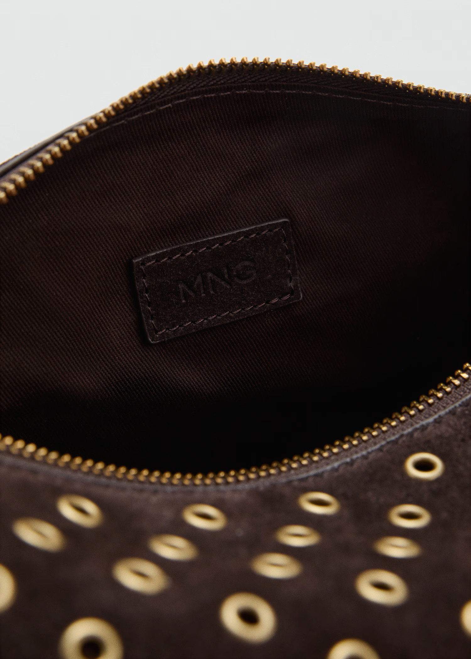 Suede shoulder bag with eyelets | MANGO (UK)