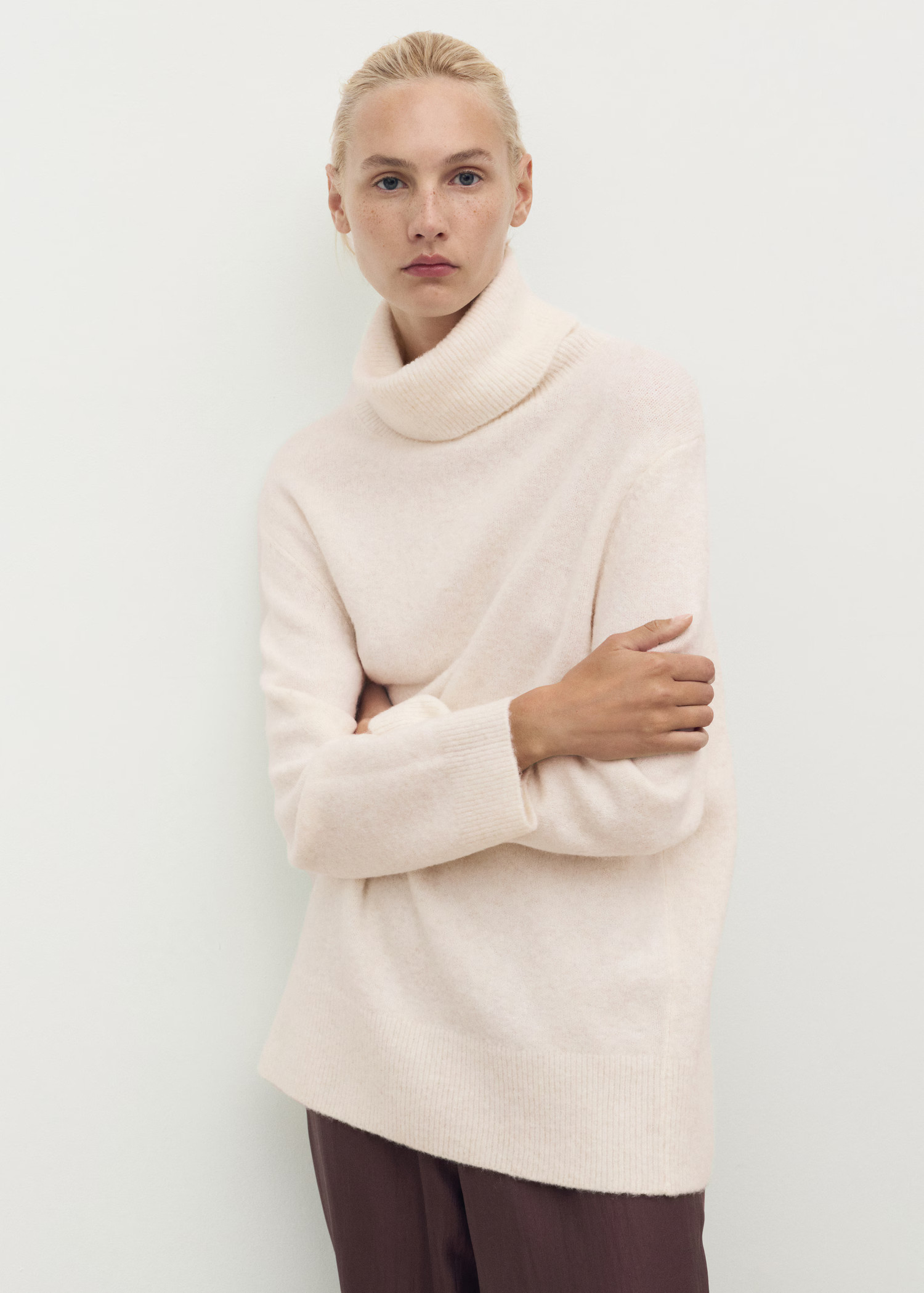 Turtleneck knit sweater - Women | MANGO USA | Mango (US/MX/AU)