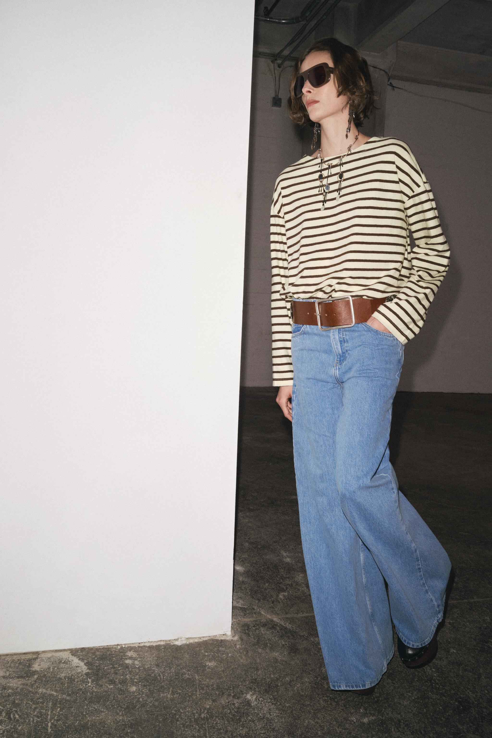 STRIPED LONG SLEEVE T-SHIRT | Zara US