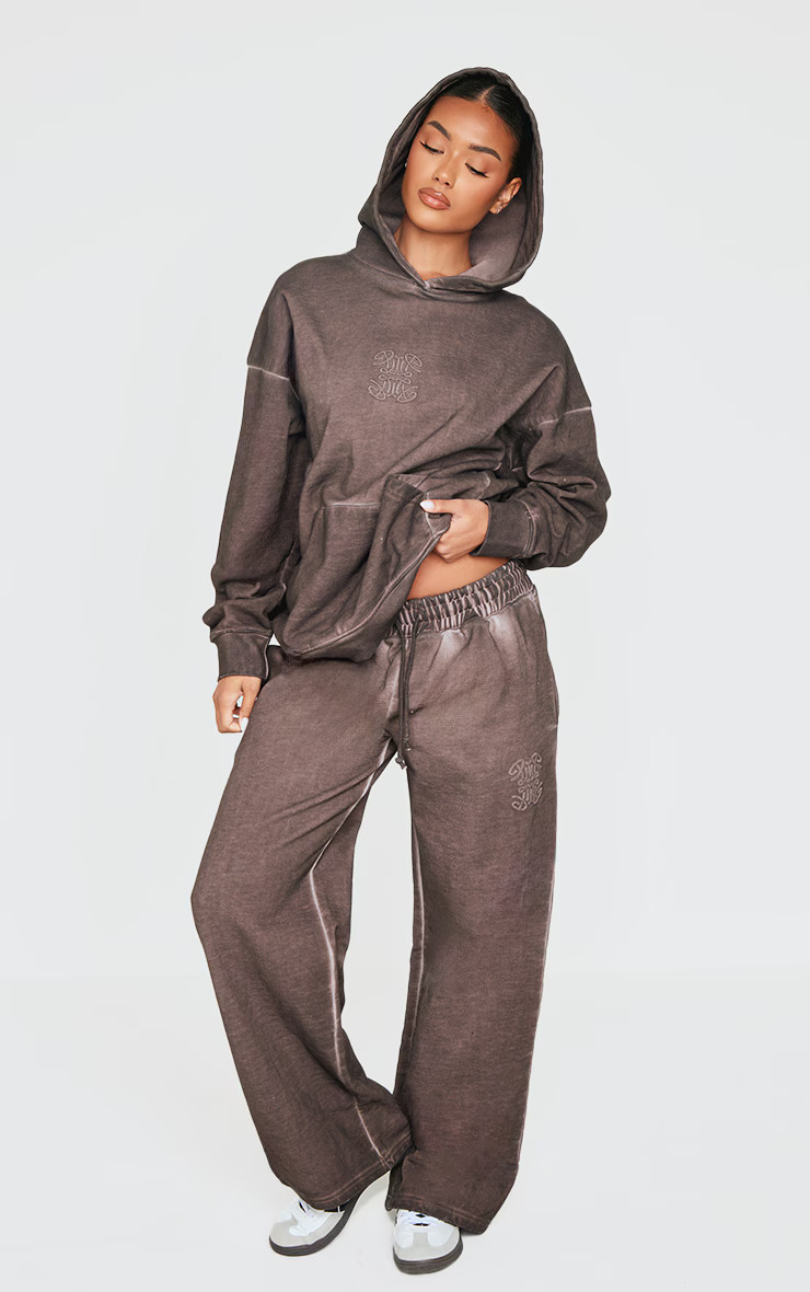 Plt Washed Brown Premium Embossed Wide Leg Sweatpants | PrettyLittleThing US