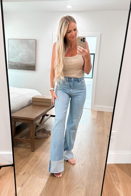 Slightly too long, but love the style of these 90s jeans! 
.


#LTKSale #LTKstyletip #LTKunder100