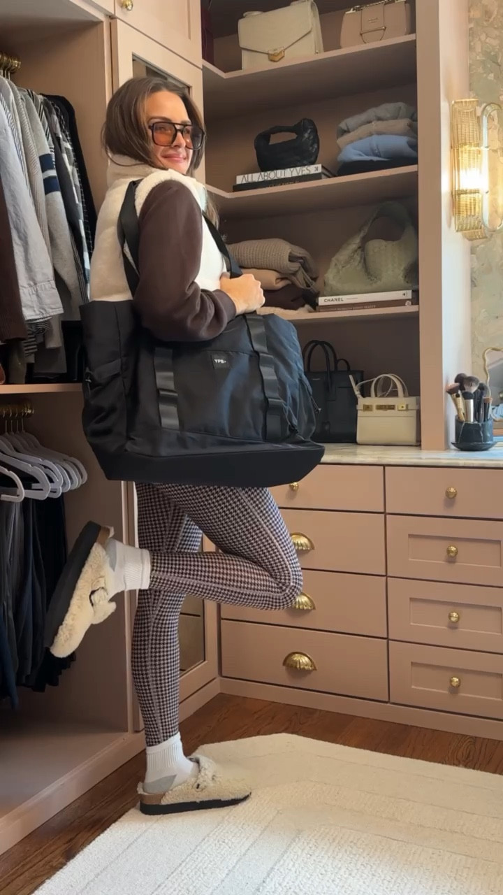 OOTD - elevating your activewear is a go to as a mom ✨
Sports bra (S)
Leggings (XS)
Crewneck (S)
Vest (S) 


#LTKStyleTip #LTKActive