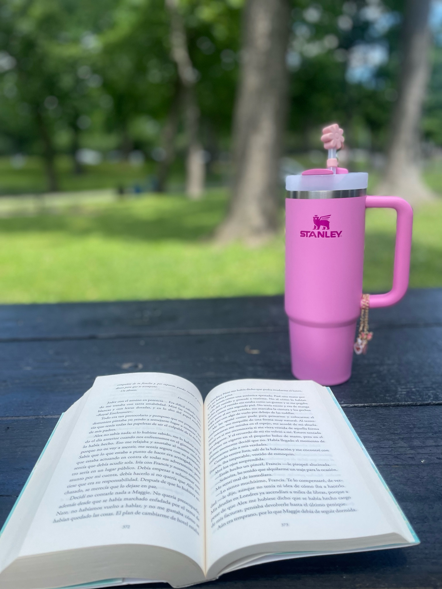 Mi termo está disponible en Amazon , excelente para estos días de verano , calor , para mantenernos hidratados 🌴☀️

#LTKSeasonal #LTKHome #LTKBacktoSchool