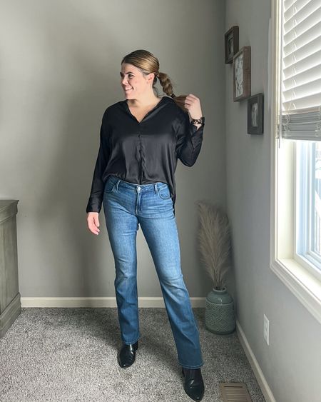 Casual jeans outfit. Business casual. Girls night out outfit. Old Navy jeans 50% off today only! Grab these before it’s too late! I’m size 12 #Midsize #Competition 

#LTKFind #LTKcurves #LTKsalealert