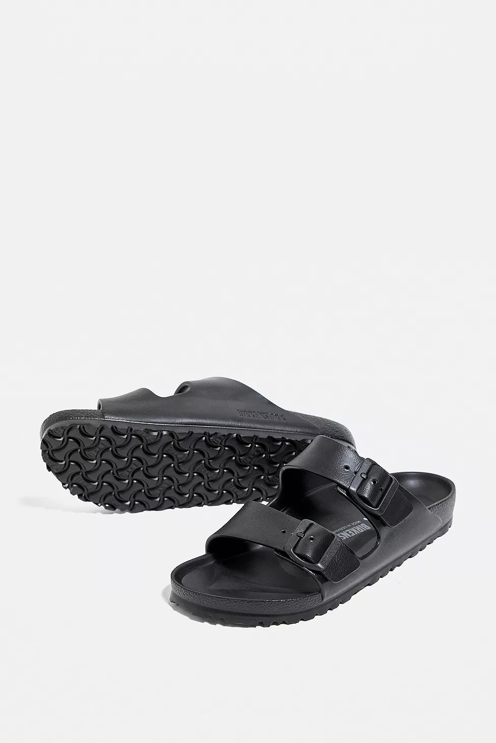 Birkenstock Arizona Sandalias EVA Negras | Urban Outfitters (US and RoW)