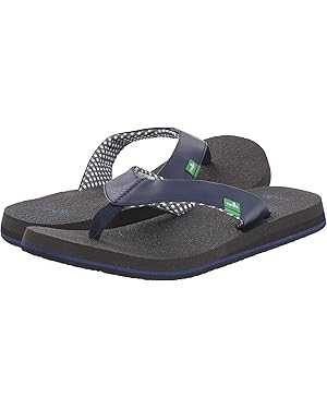 Sanuk Yoga Mat | Amazon (US)