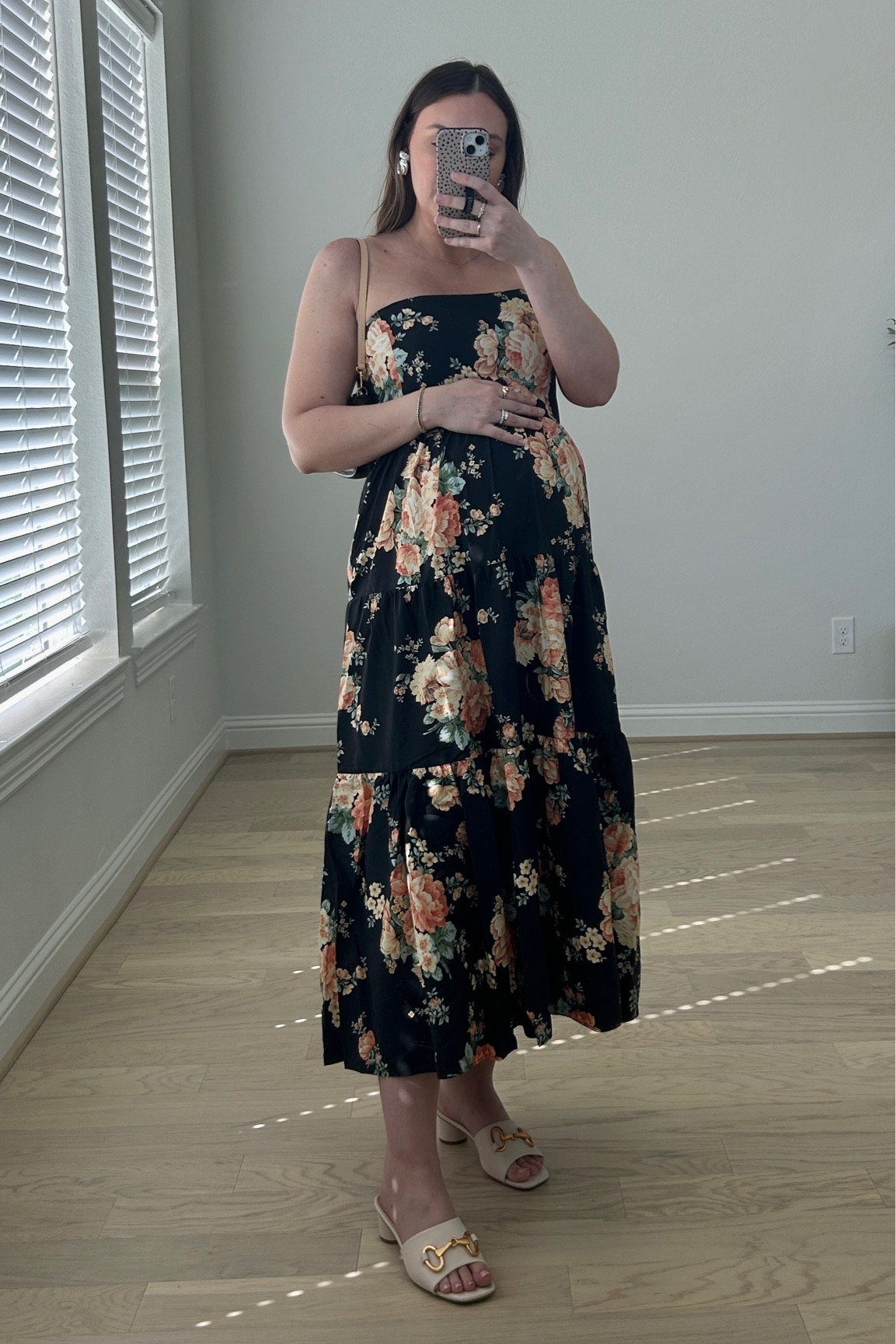 OOTN for dinner with sezane 🖤 wearing a size 12 dress to accommodate the bump! Quality is amazing, has a zipper on the side! 

#LTKStyleTip #LTKBump