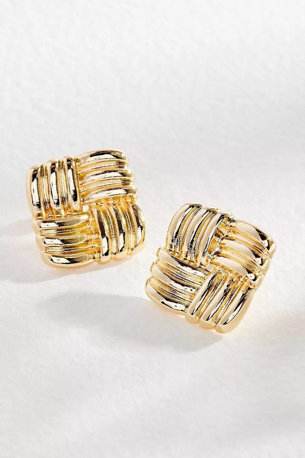 Silence + Noise Chunky Square Stud Earrings | Urban Outfitters (EU)