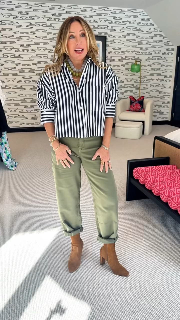 It’s so important to be mindful of proportions! This is a great visual example of how I needed to adjust pant length based on where my topper is hitting. The devil is in the details, my friends!!


#LTKdayinmylife #LTKgrwm #LTKootd