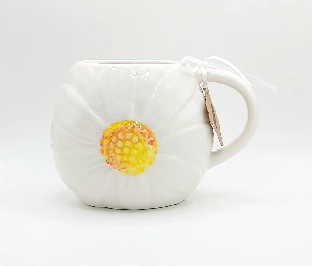 Sculpted Big Daisy Coffee Tea Mug Cup 16 Oz Ceramic Hand-painted Style, Gift for her, Daisies Gar... | Etsy (US)